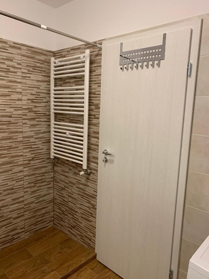 Welcoming Gemini Apartment 1 Sibiu Bagian luar foto