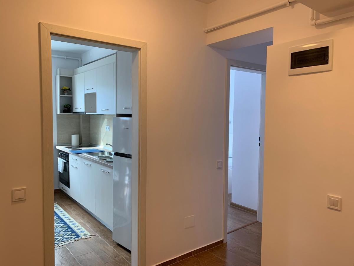 Welcoming Gemini Apartment 1 Sibiu Bagian luar foto